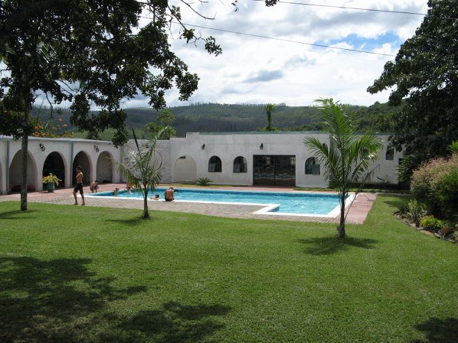Loeri Guest Farm