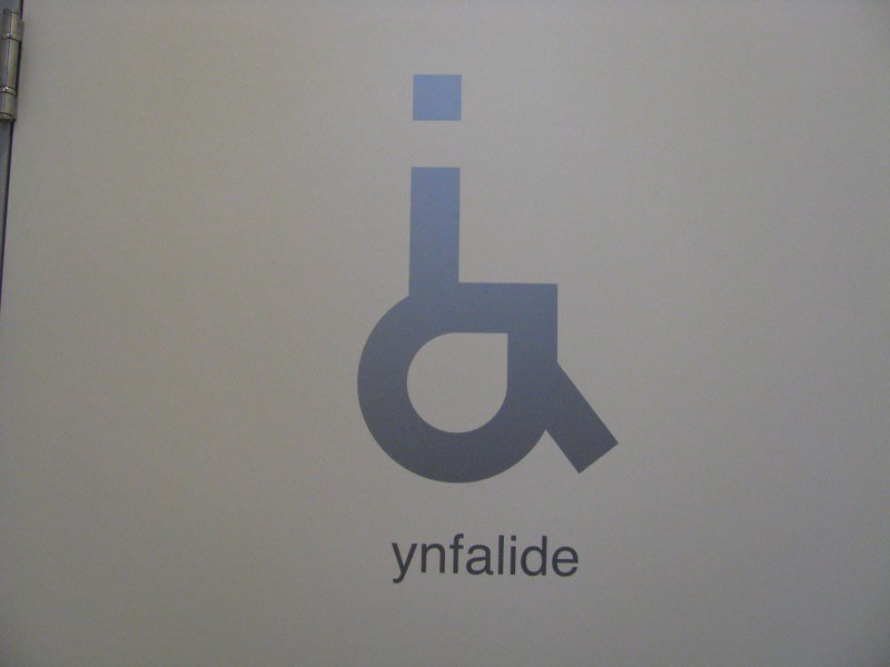 invalide toilet